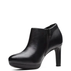 Women's Clarks, Ambyr Hope Shootie