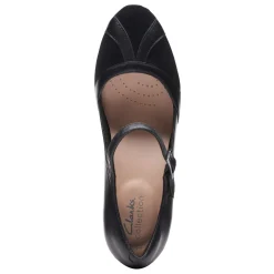Women's Clarks, Ambyr Light Pump