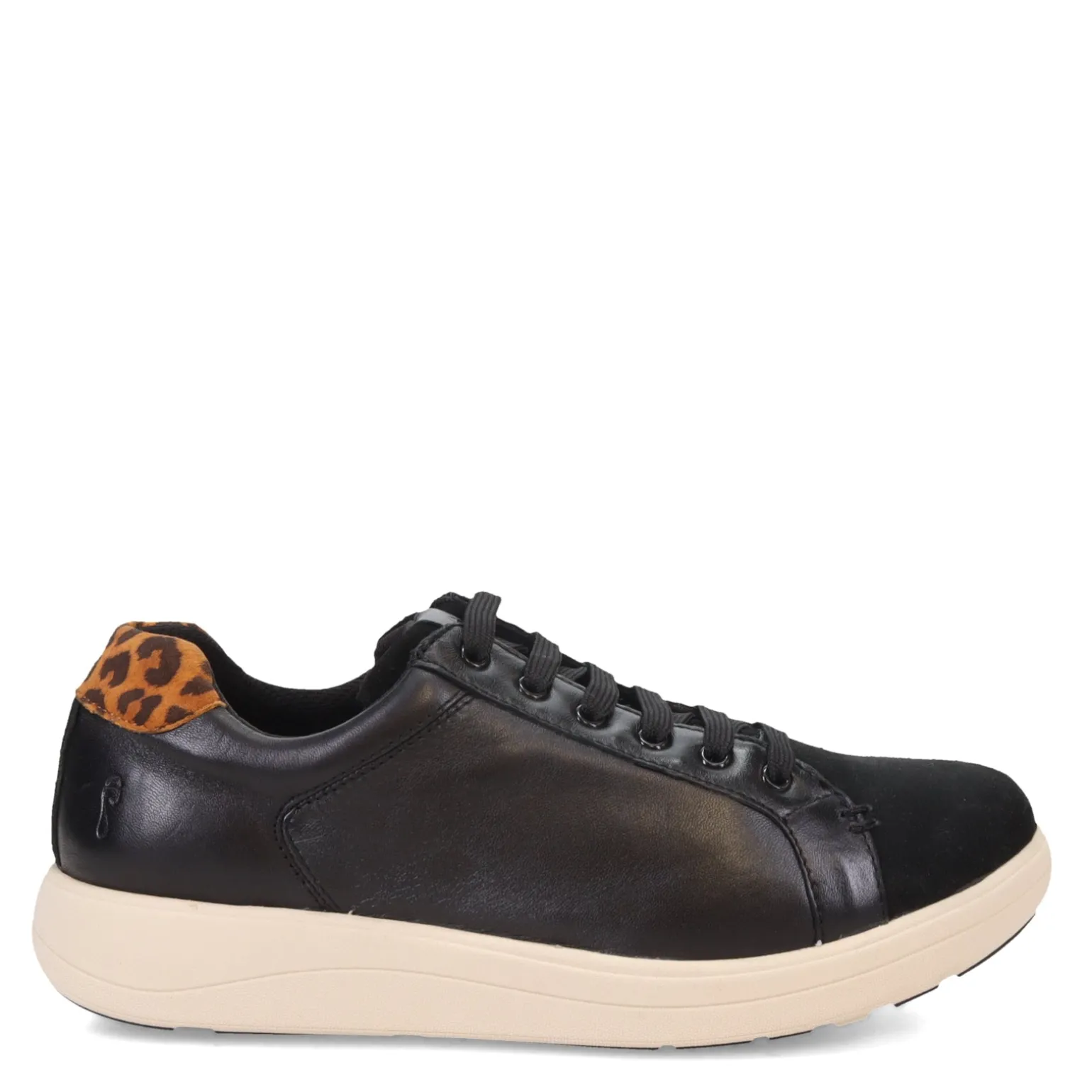 Women's Strive, Dakota Sneaker